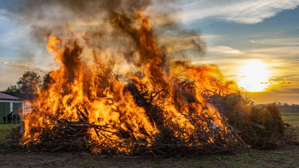 Wann wird das Osterfeuer wieder brennen?